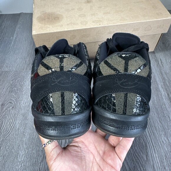 Size 9-  Nike Zoom Kobe VIII EXT Low Year of the Snake - Black MINT
